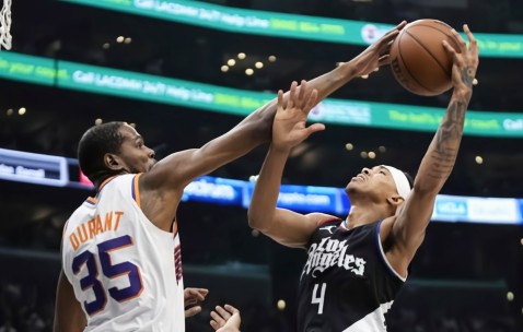 开云体育入口-关于杜兰特重返赛场，出色防守首场状态出色，瑞士队观众沸腾！的信息